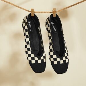 VIVAIA Knit Pointed-Toe Flats Checkered Black Cream
Shoes size EU/41.W US/9.5W